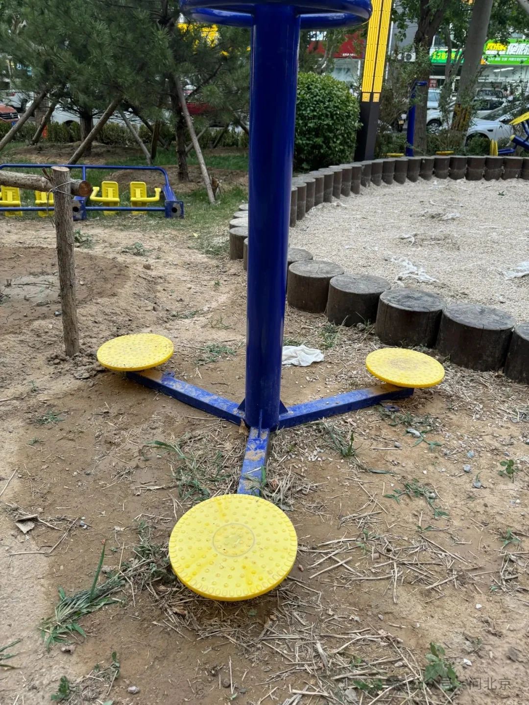 DƬ